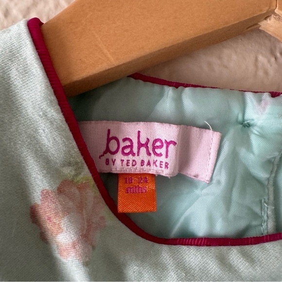 Ted Baker Girls Floral Dress size: 18-24 Months - Picture 3 of 5